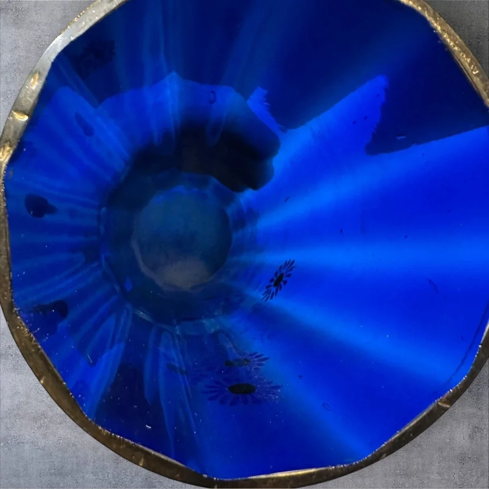 Vintage Cobalt Blue Glass Vase Daisy Flower Design Tall Elegant Home‎ Decor